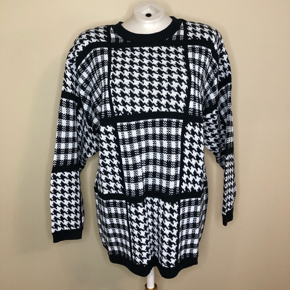 Vintage oversized houndstooth sweater
